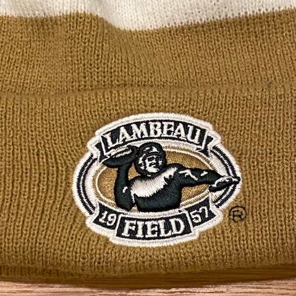 Lambeau Field Tan Knit Hat w Black Stripe  w Pom Pom /Made by 47 / One Size - Picture 2 of 8